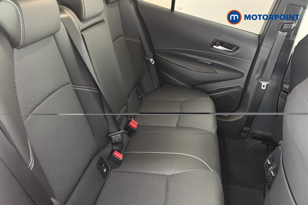 Toyota Corolla Excel Automatic Petrol-Electric Hybrid Estate - Stock Number (1660182) - 28th supplementary image