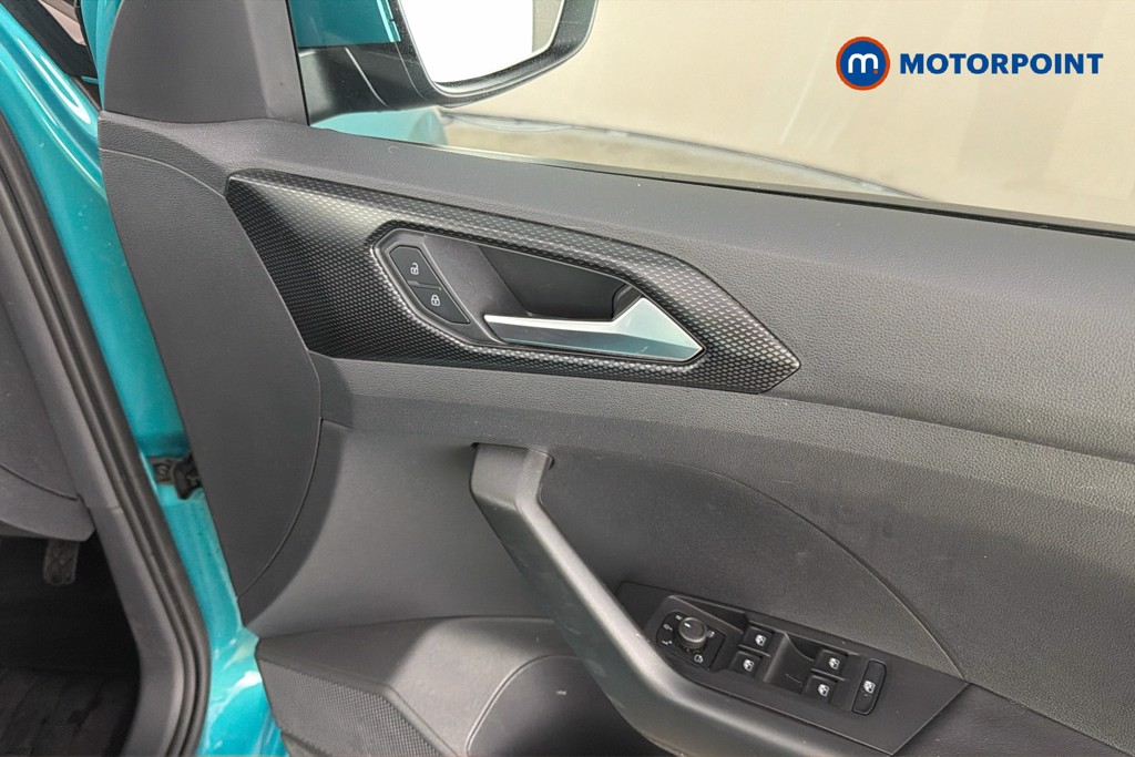 Volkswagen T-Cross SE Manual Petrol SUV - Stock Number (1660260) - 42nd supplementary image