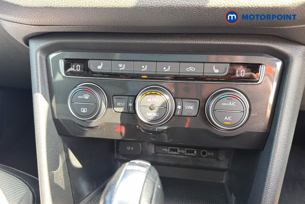 Volkswagen Tiguan Allspace R-Line Automatic Petrol SUV - Stock Number (1660341) - 12th supplementary image