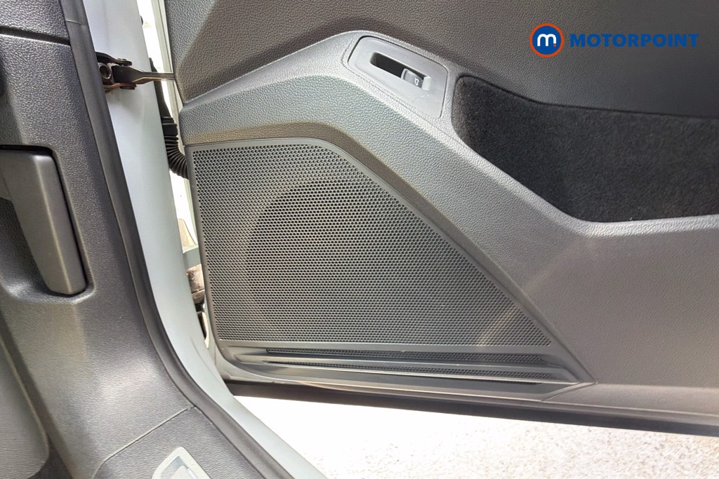 Volkswagen Tiguan Allspace R-Line Automatic Petrol SUV - Stock Number (1660341) - 21st supplementary image