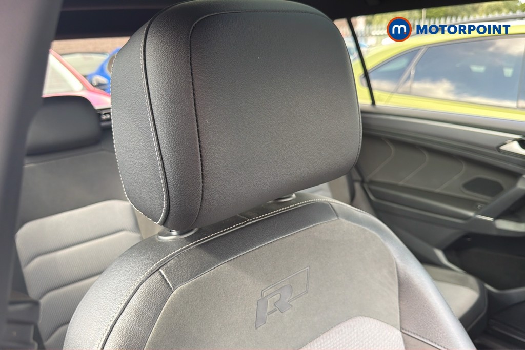 Volkswagen Tiguan Allspace R-Line Automatic Petrol SUV - Stock Number (1660341) - 23rd supplementary image