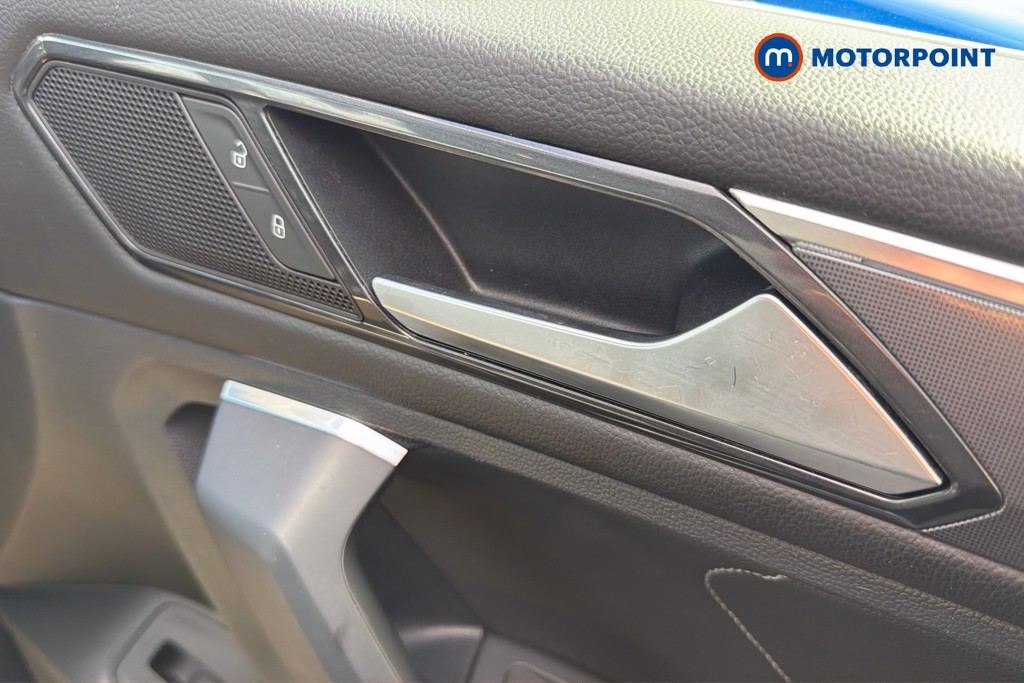 Volkswagen Tiguan Allspace R-Line Automatic Petrol SUV - Stock Number (1660341) - 42nd supplementary image