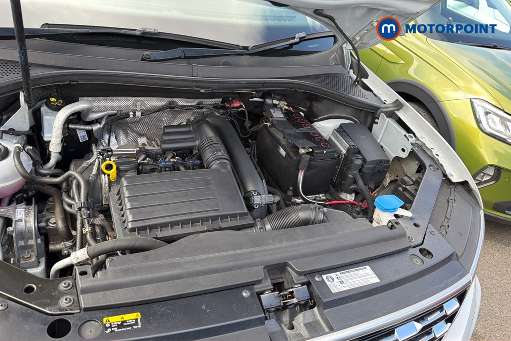 Volkswagen Tiguan Allspace R-Line Automatic Petrol SUV - Stock Number (1660341) - 51st supplementary image
