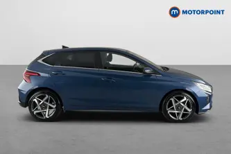 Hyundai I20 Premium Automatic Petrol Hatchback - Stock Number (1660375) - Passenger side