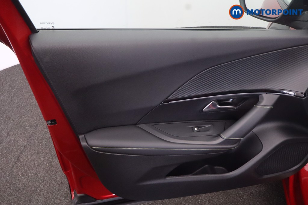 Peugeot 2008 GT Automatic Electric SUV - Stock Number (1660464) - 33rd supplementary image