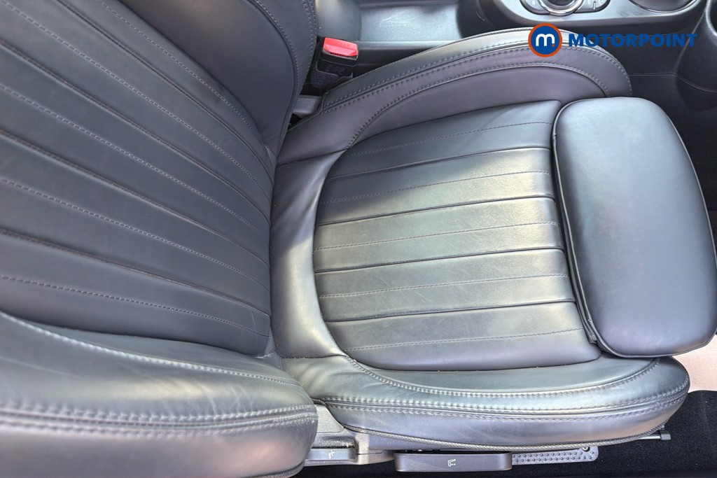 Mini Hatchback John Cooper Works Automatic Petrol Hatchback - Stock Number (1660491) - 22nd supplementary image