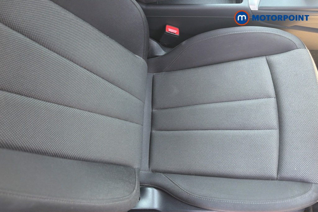 Audi A4 Technik Automatic Petrol Saloon - Stock Number (1660702) - 22nd supplementary image