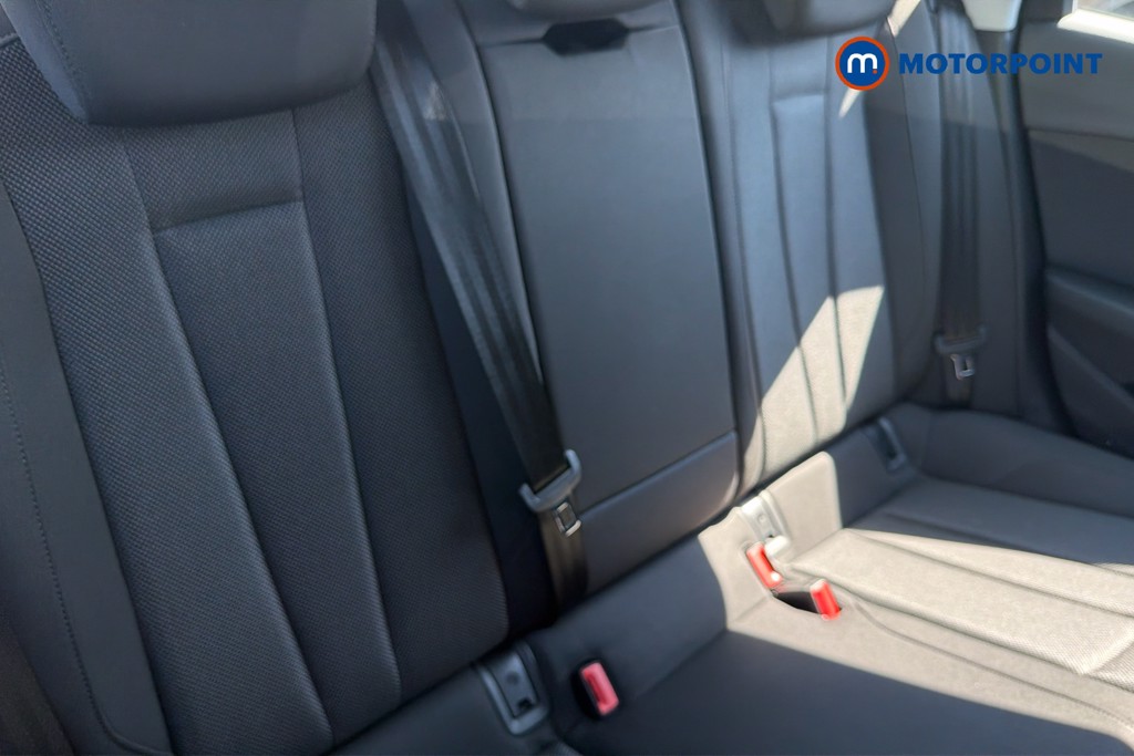 Audi A4 Technik Automatic Petrol Saloon - Stock Number (1660702) - 28th supplementary image