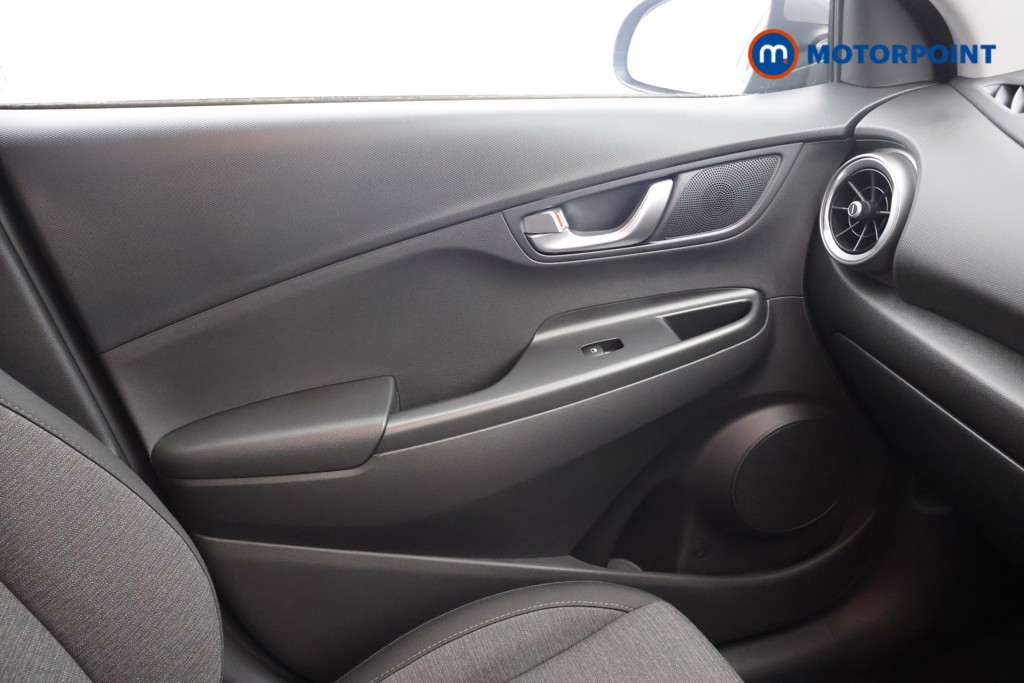 Hyundai Kona Se Connect Automatic Electric SUV - Stock Number (1660748) - 11th supplementary image