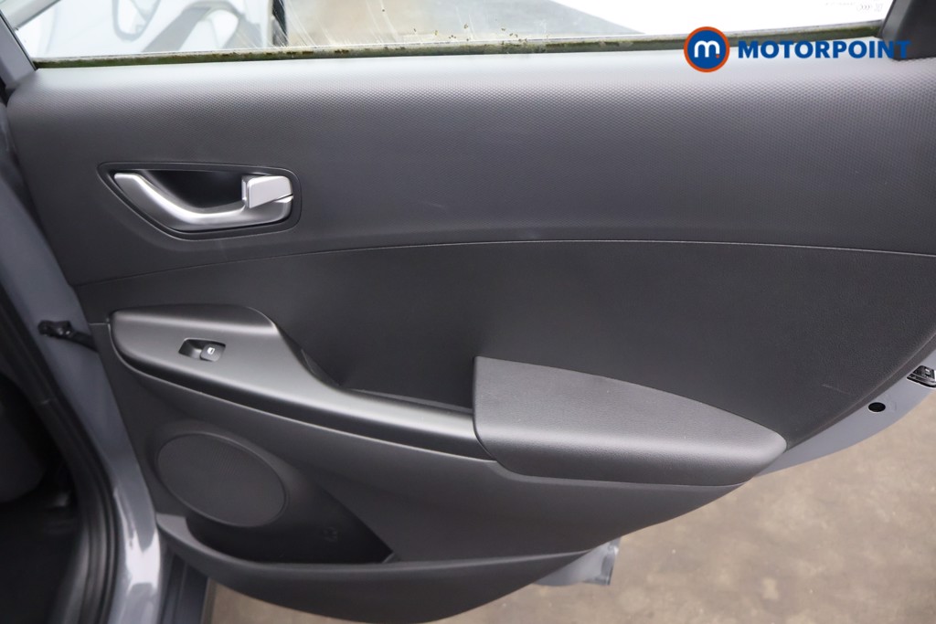 Hyundai Kona Se Connect Automatic Electric SUV - Stock Number (1660748) - 17th supplementary image