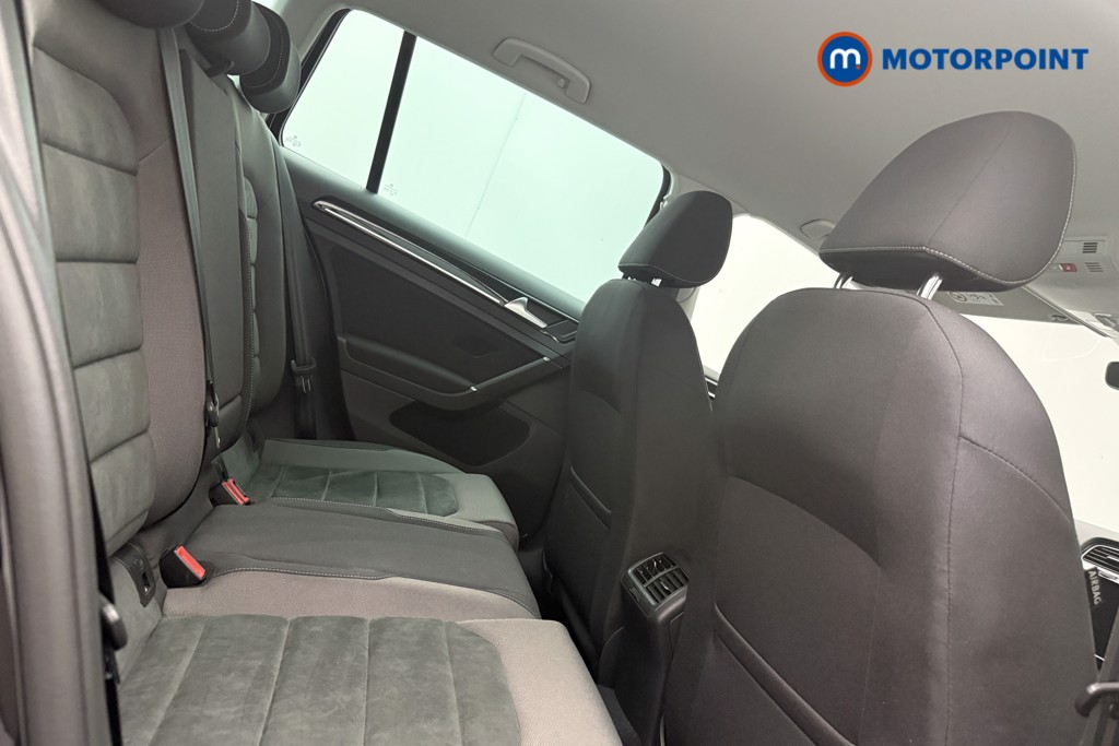 Volkswagen Golf GT Automatic Diesel Estate - Stock Number (1660812) - 9th supplementary image