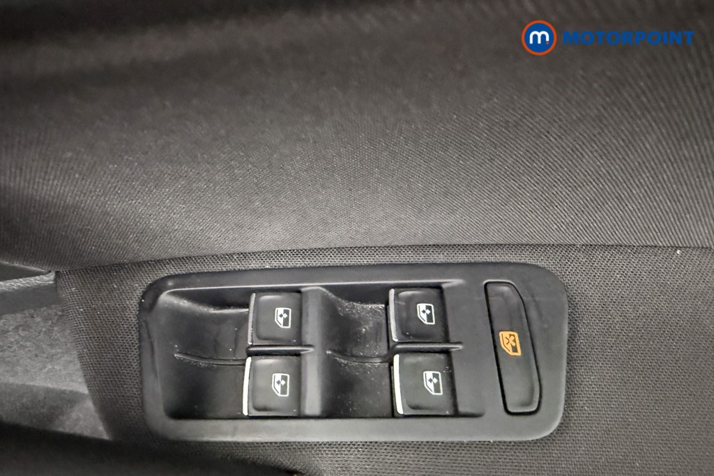 Volkswagen Golf GT Automatic Diesel Estate - Stock Number (1660812) - 19th supplementary image