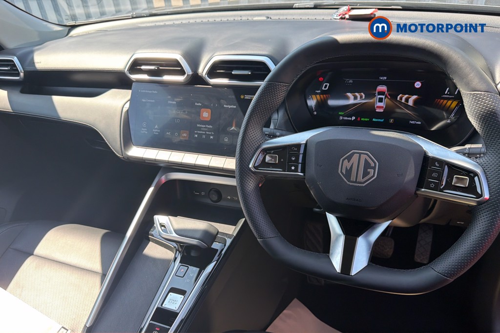 Mg Motor Uk ZS Trophy Automatic Petrol-Electric Hybrid SUV - Stock Number (1661066) - 1st supplementary image