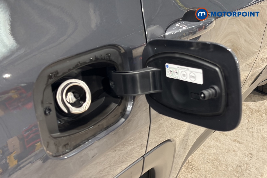Jeep Compass Limited Automatic Petrol SUV - Stock Number (1661068) - 41st supplementary image