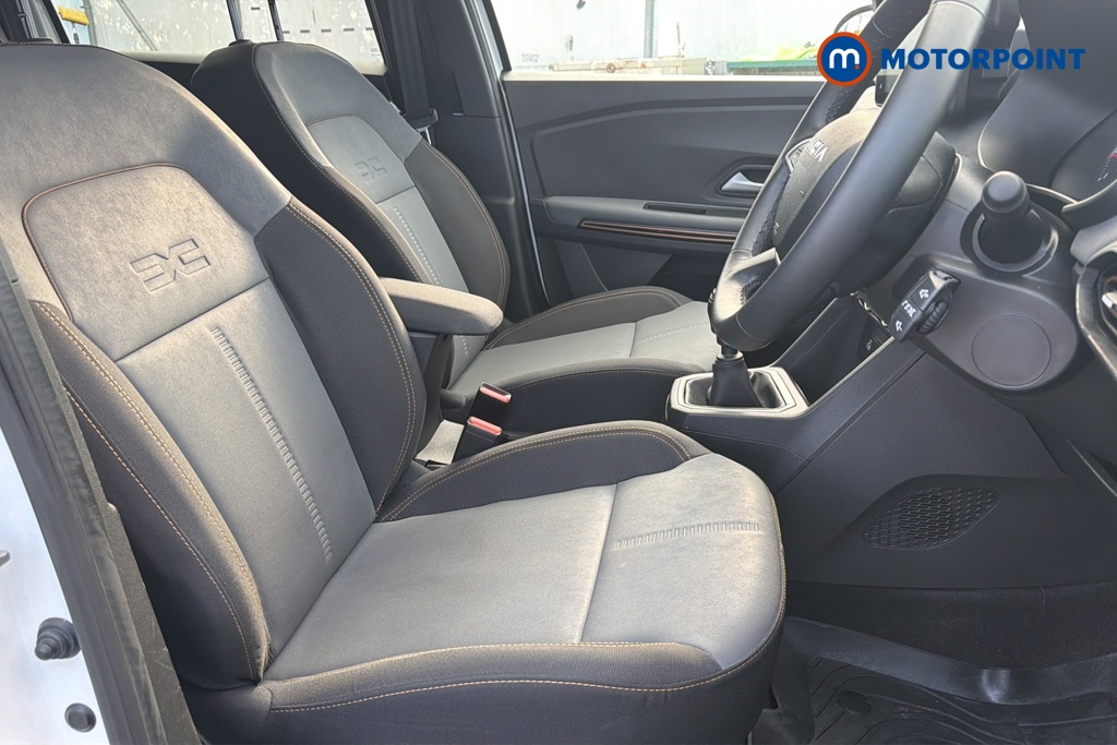 Dacia Jogger Extreme Manual Petrol People Carrier - Stock Number (1661241) - 22nd supplementary image