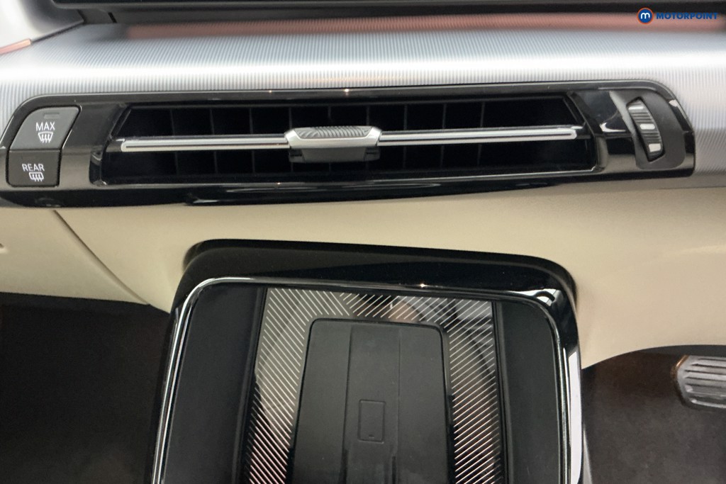 BMW X1 Xline Automatic Petrol SUV - Stock Number (1661709) - 16th supplementary image