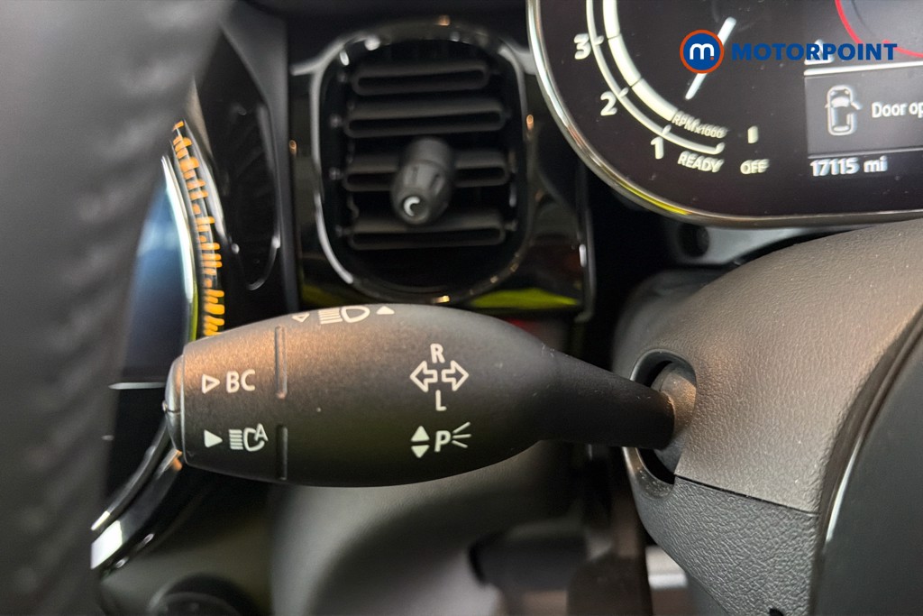 Mini Hatchback Cooper Classic Automatic Petrol Hatchback - Stock Number (1661867) - 6th supplementary image