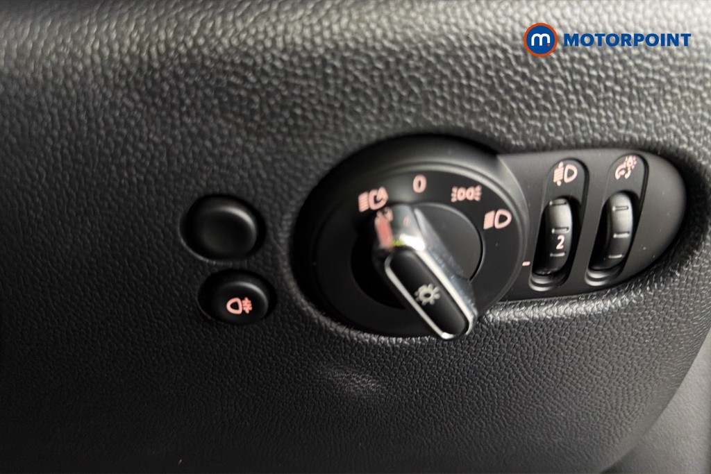 Mini Hatchback Cooper Classic Automatic Petrol Hatchback - Stock Number (1661867) - 18th supplementary image