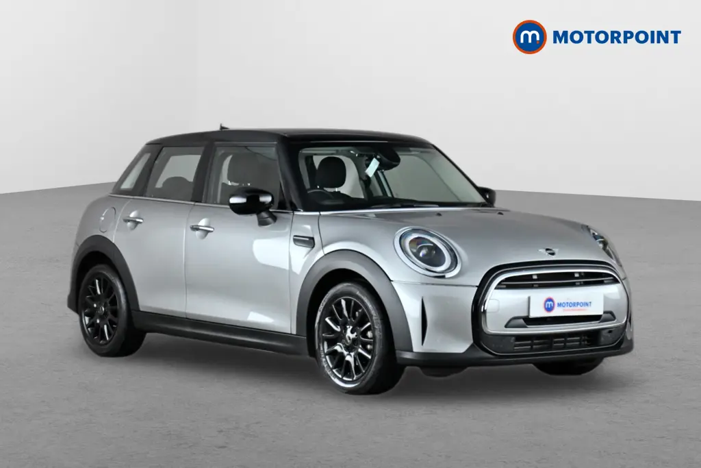 MINI HATCHBACK