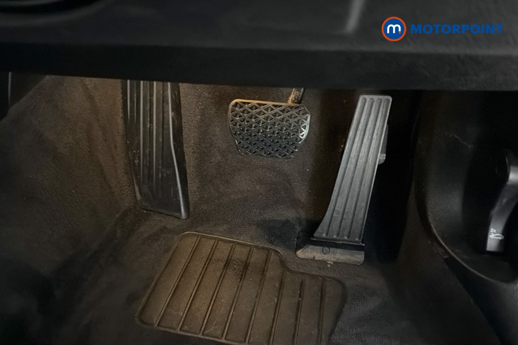 BMW 4 Series M Sport Automatic Diesel Hatchback - Stock Number (1645888) - 27th supplementary image