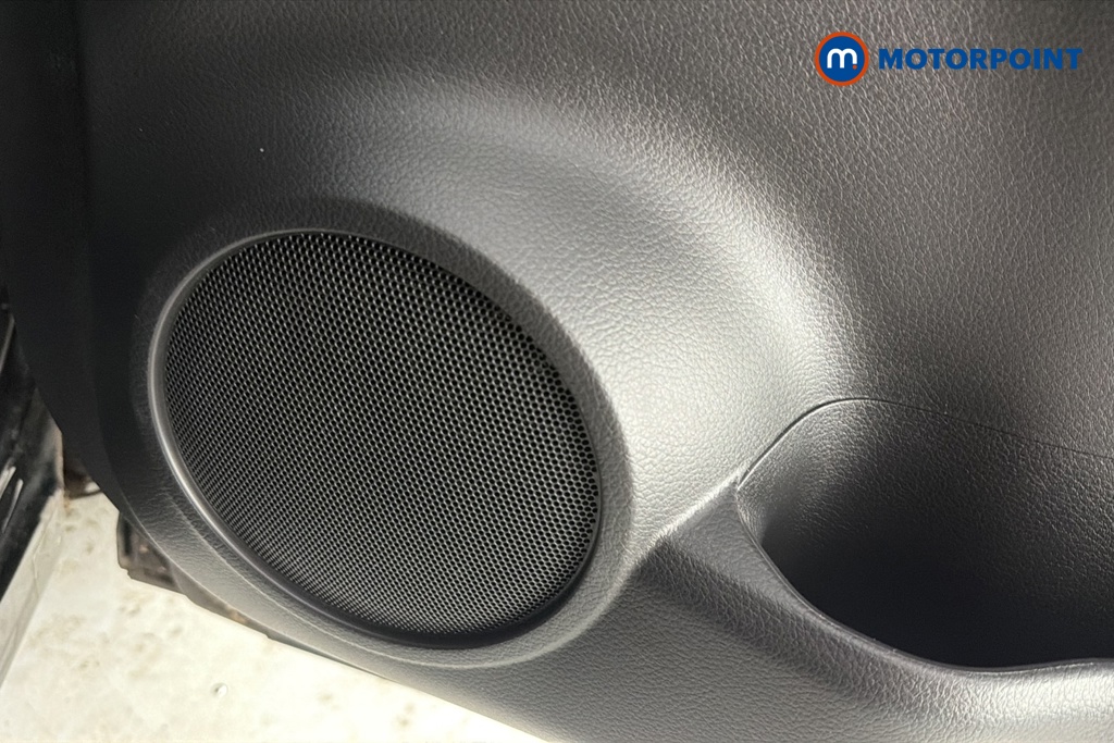 Nissan Qashqai N-Connecta Manual Petrol SUV - Stock Number (1648434) - 21st supplementary image