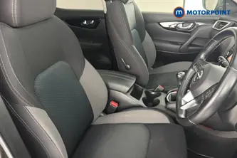 Nissan Qashqai N-Connecta Manual Petrol SUV - Stock Number (1648434) - 22nd supplementary image