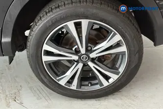 Nissan Qashqai N-Connecta Manual Petrol SUV - Stock Number (1648434) - 45th supplementary image