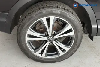 Nissan Qashqai N-Connecta Manual Petrol SUV - Stock Number (1648434) - 46th supplementary image