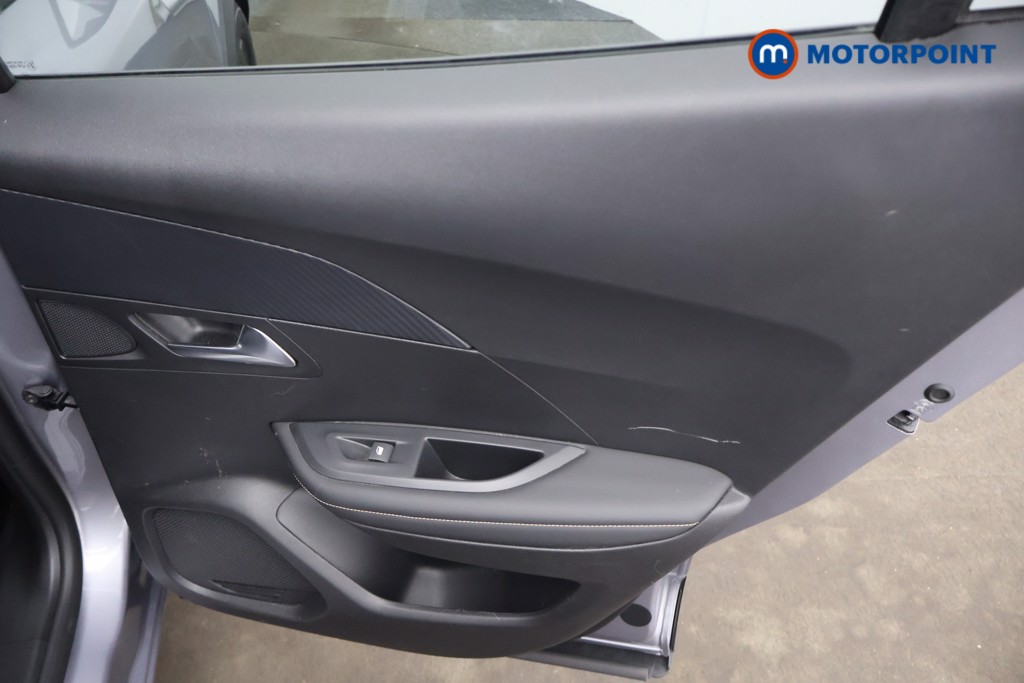Peugeot 2008 Allure Automatic Petrol SUV - Stock Number (1648771) - 17th supplementary image
