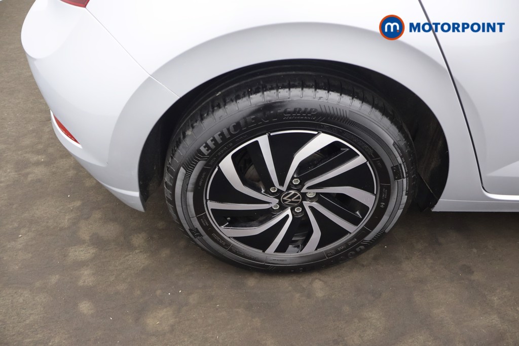 Volkswagen Polo Life Automatic Petrol Hatchback - Stock Number (1649990) - 3rd supplementary image