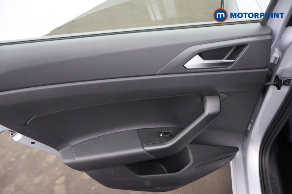 Volkswagen Polo Life Automatic Petrol Hatchback - Stock Number (1649990) - 20th supplementary image
