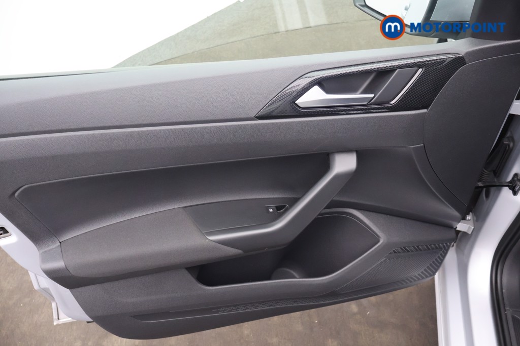 Volkswagen Polo Life Automatic Petrol Hatchback - Stock Number (1649990) - 22nd supplementary image