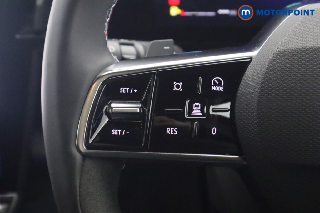 Renault Rafale Iconic Esprit Alpine Automatic Petrol-Electric Hybrid SUV - Stock Number (1650574) - 9th supplementary image