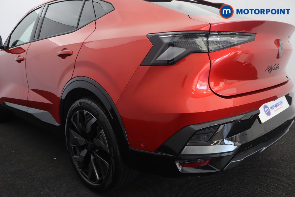Renault Rafale Iconic Esprit Alpine Automatic Petrol-Electric Hybrid SUV - Stock Number (1650574) - 39th supplementary image