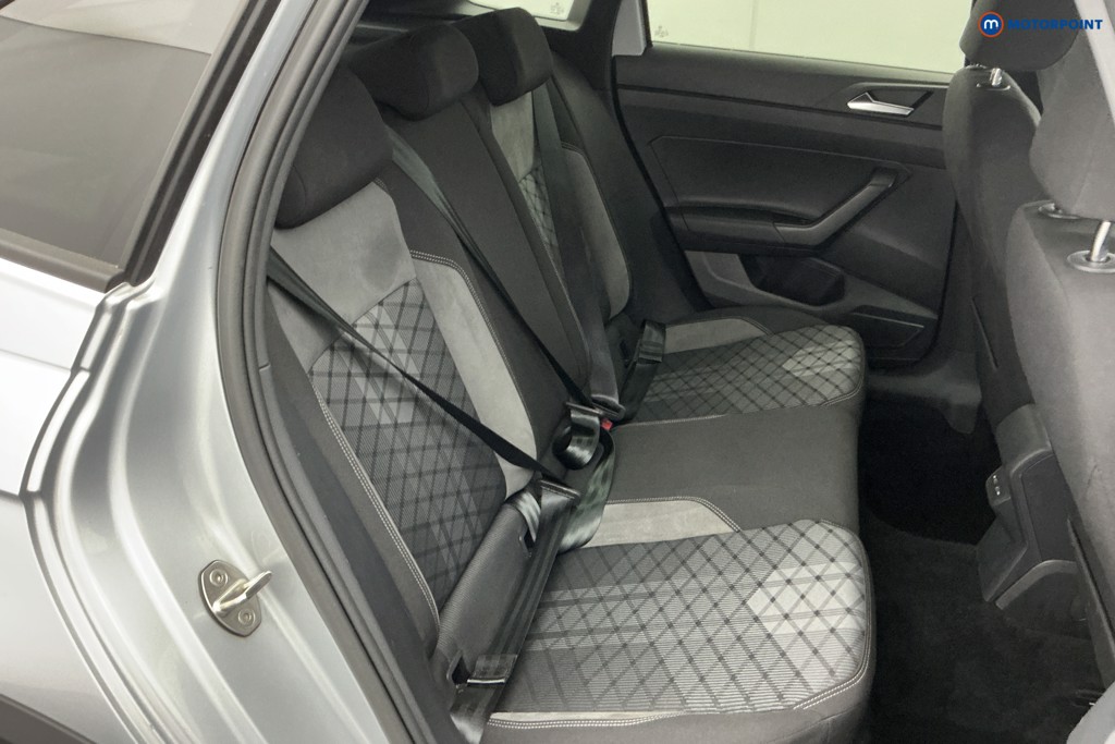 Volkswagen Taigo R-Line Automatic Petrol SUV - Stock Number (1653317) - 4th supplementary image