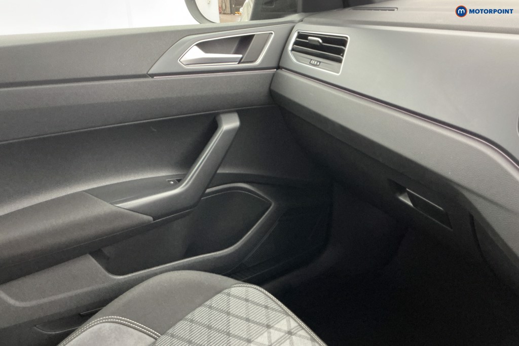 Volkswagen Taigo R-Line Automatic Petrol SUV - Stock Number (1653317) - 11th supplementary image