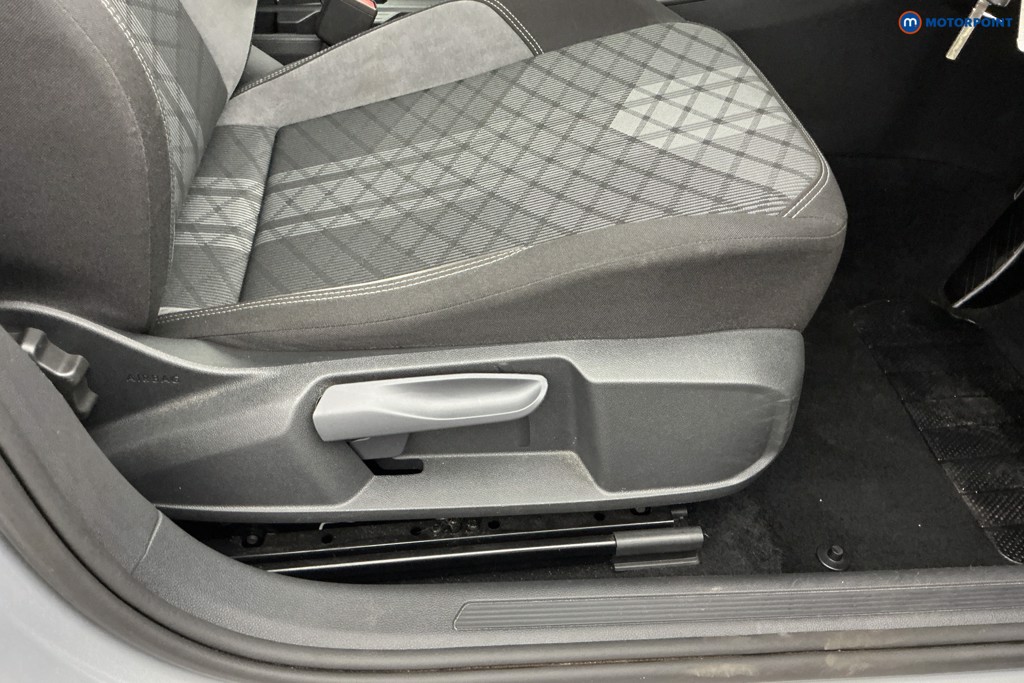 Volkswagen Taigo R-Line Automatic Petrol SUV - Stock Number (1653317) - 18th supplementary image