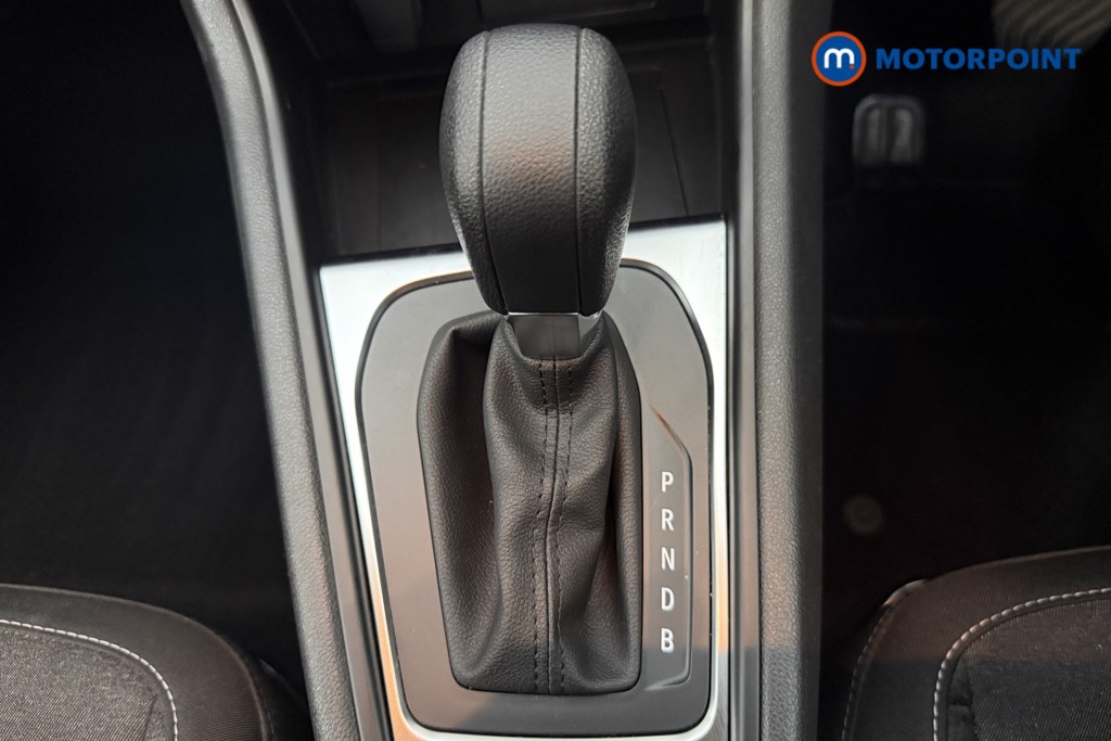 Renault Captur Evolution Automatic Petrol-Electric Hybrid SUV - Stock Number (1654236) - 7th supplementary image