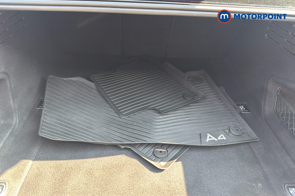 Audi A4 Black Edition Manual Petrol Saloon - Stock Number (1654508) - 33rd supplementary image