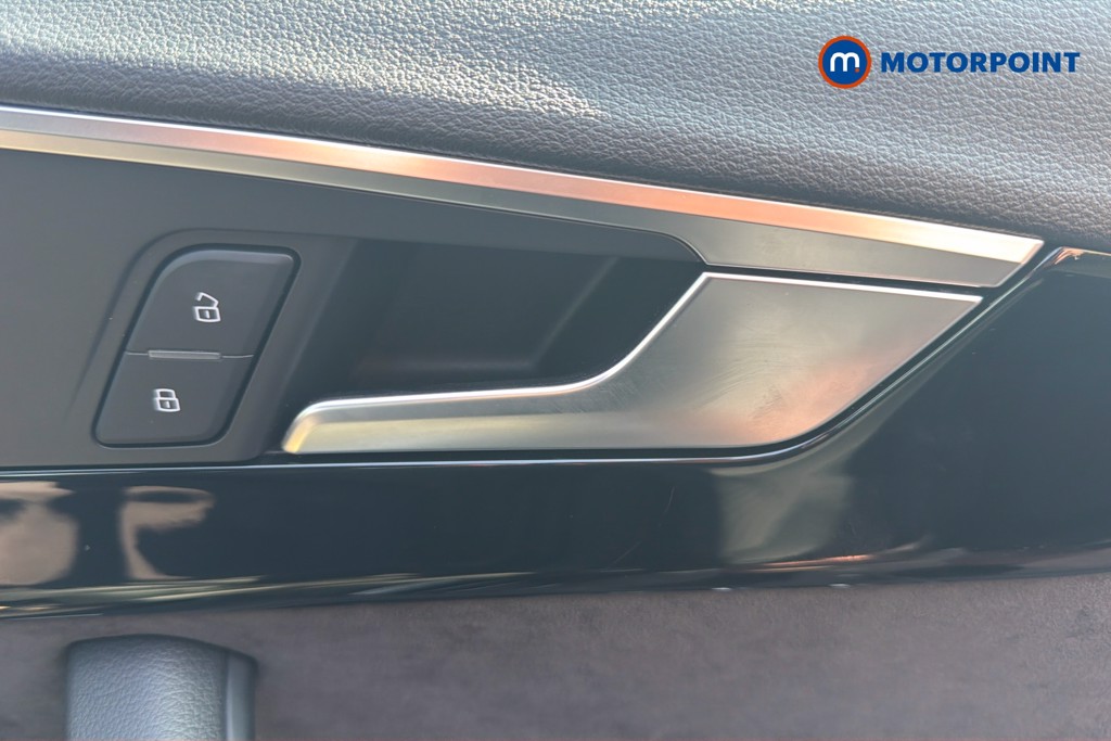 Audi A4 Black Edition Manual Petrol Saloon - Stock Number (1654508) - 42nd supplementary image