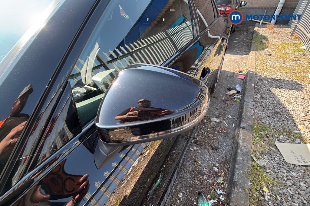 Audi A4 Black Edition Manual Petrol Saloon - Stock Number (1654508) - 43rd supplementary image