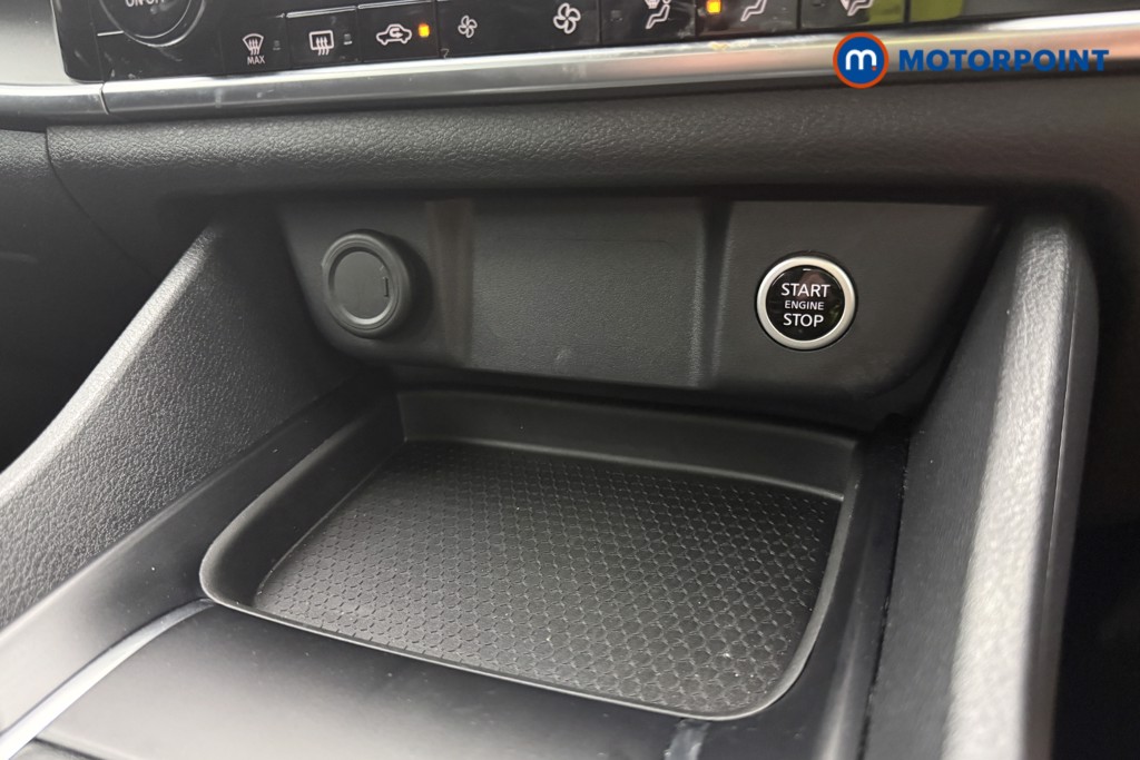 Nissan Qashqai Acenta Premium Manual Petrol SUV - Stock Number (1654604) - 13th supplementary image