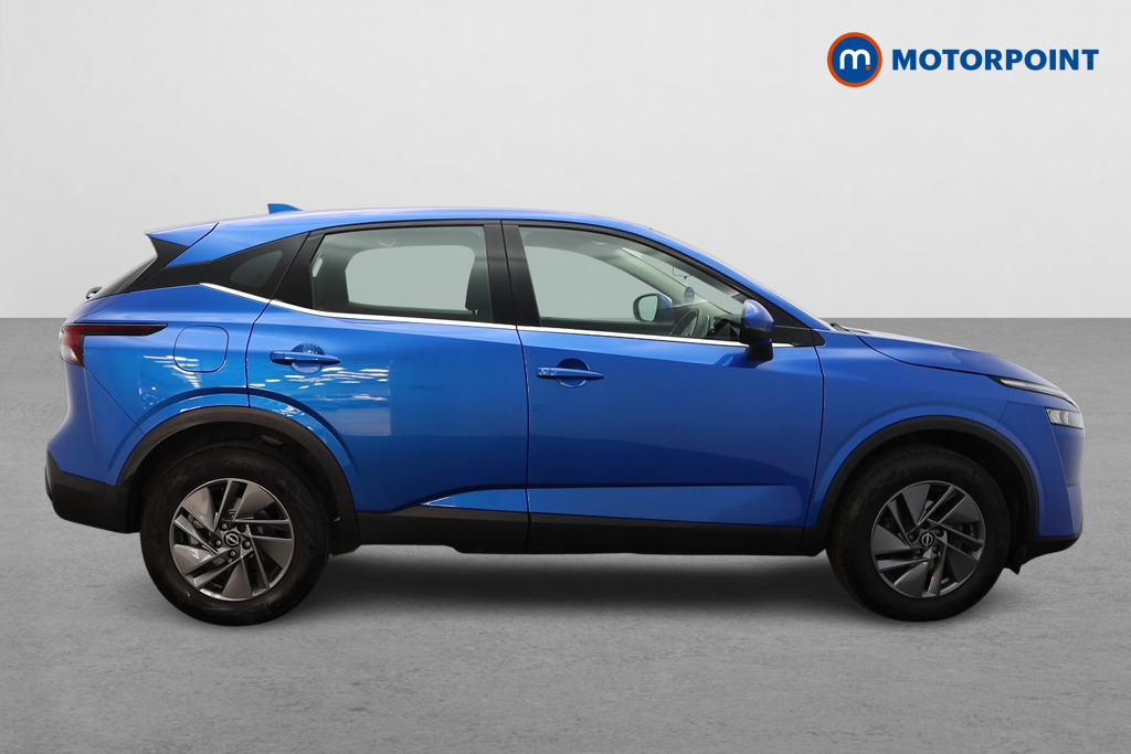 Nissan Qashqai Acenta Premium Manual Petrol SUV - Stock Number (1654604) - Drivers side