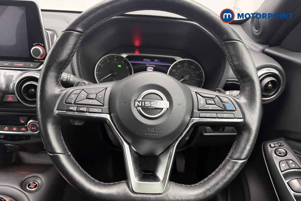 Nissan Juke Tekna Automatic Petrol SUV - Stock Number (1655259) - 5th supplementary image