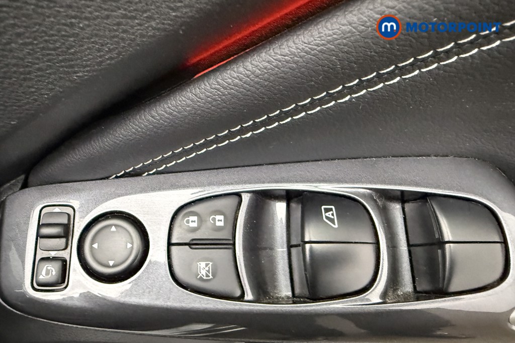Nissan Juke Tekna Automatic Petrol SUV - Stock Number (1655259) - 19th supplementary image