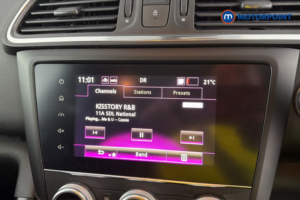 Renault Kadjar Iconic Manual Petrol SUV - Stock Number (1655425) - 9th supplementary image