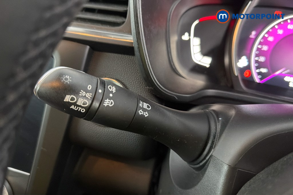 Renault Kadjar Iconic Manual Petrol SUV - Stock Number (1655425) - 18th supplementary image