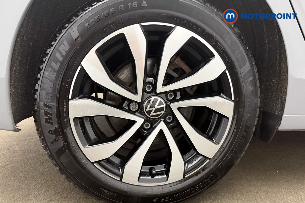 Volkswagen Golf Active Automatic Petrol Hatchback - Stock Number (1655669) - 10th supplementary image