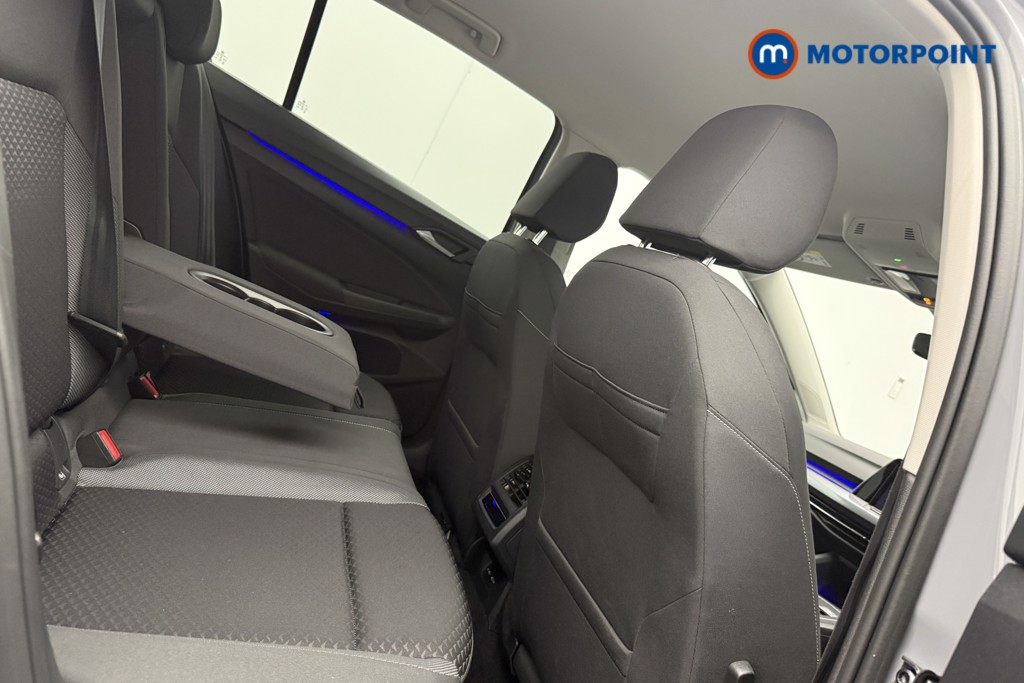 Volkswagen Golf Active Automatic Petrol Hatchback - Stock Number (1655669) - 18th supplementary image