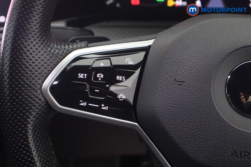 Volkswagen Golf R-Line Automatic Petrol Hatchback - Stock Number (1655678) - 7th supplementary image